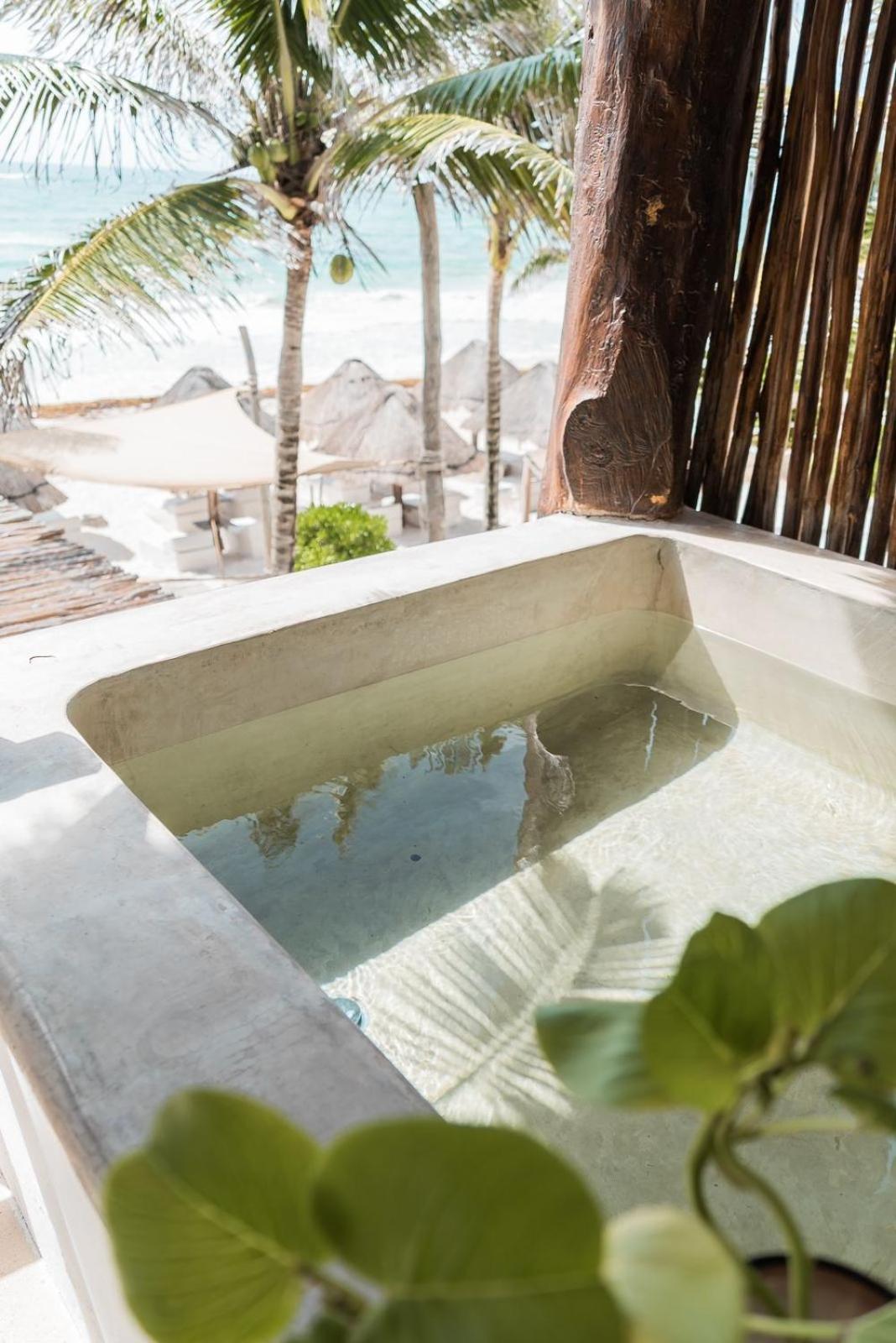 Niken Beachfront Tulum Hotel ภายนอก รูปภาพ